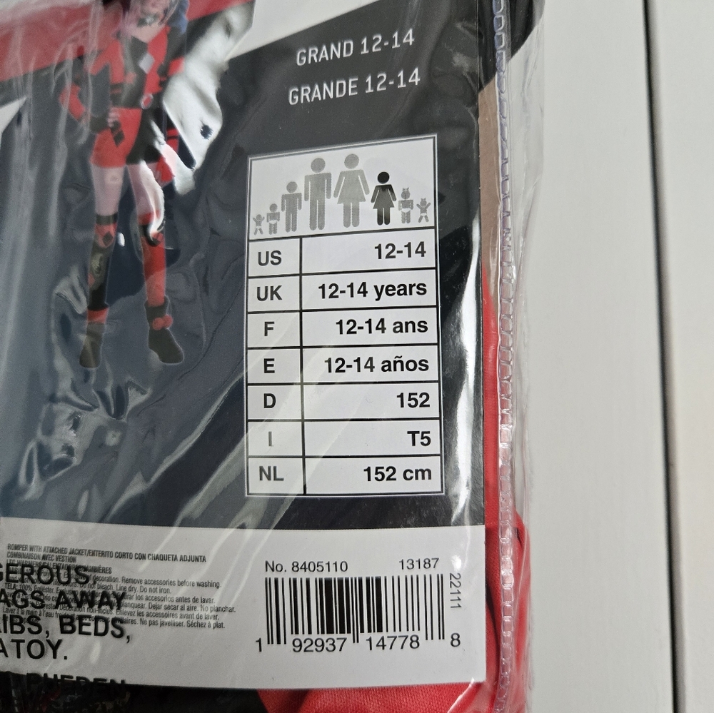 Harley Quinn Halloween Costume - Kids Large 12-14 - Picture 3 of 7